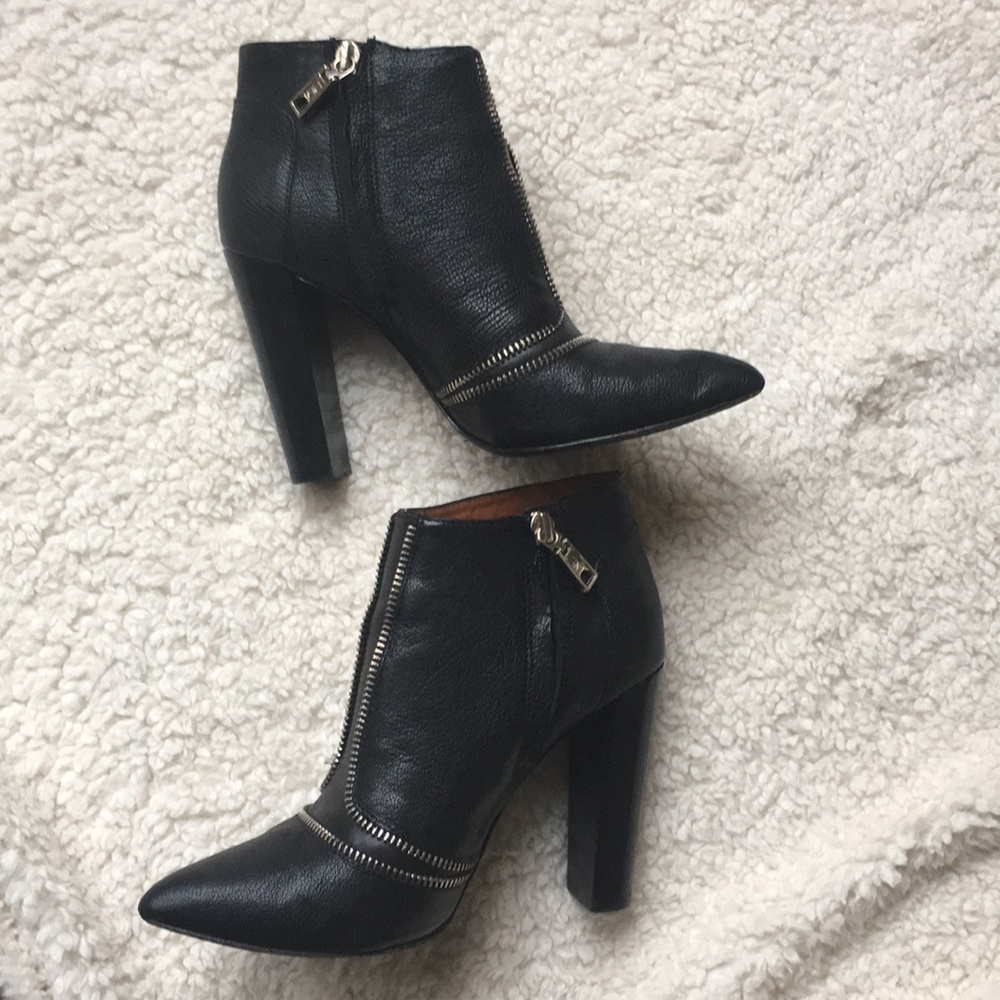 ❤️Rebecca Minkoff Black Booties